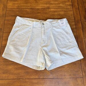 Women’s Levi Strauss Signature Everyday Shorts Size 16 Off White Cotton NWT